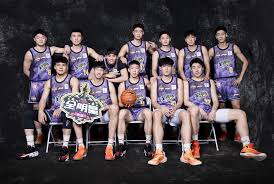 牌推出了一 牌推出了一